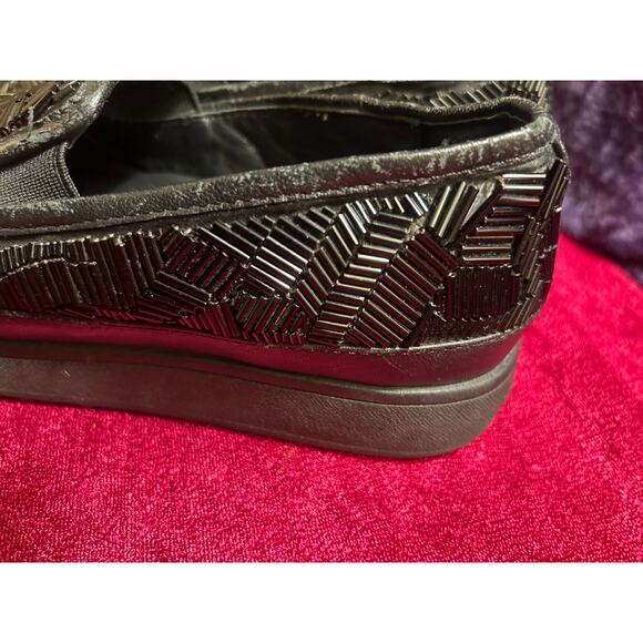 Donald/Pliner Women’s Blk Beaded Loafer Casual Slip-on Shoe - Picture 9 of 12